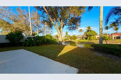 2590 Kittbuck Way, West Palm Beach, FL 33411 - Photo 15