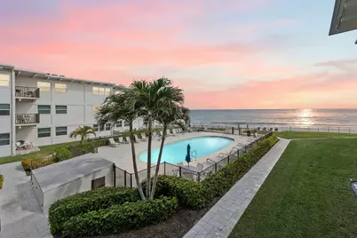 4410 Jimmy Buffett Mem Highway #204, Vero Beach, FL 32963 - Photo 1