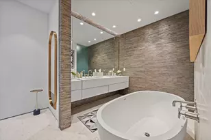 200 Arkona Ct, West Palm Beach, FL 33401 - Photo 15