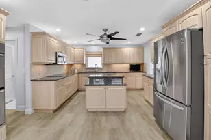 32 Estate Dr, Boynton Beach, FL 33436 - Photo 21