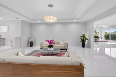 32 Estate Drive, Boynton Beach, FL 33436 - Photo 5