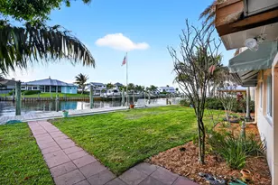 150 SW Beach Way Ave, Palm City, FL 34990 - Photo 11