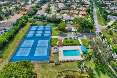 9362 Laurel Green Drive, Boynton Beach, FL 33437 - Photo 29