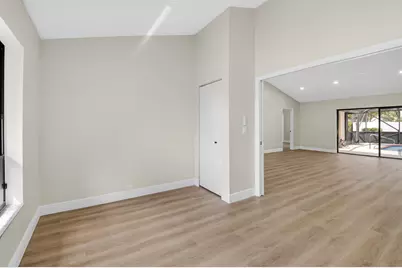 9362 Laurel Green Drive, Boynton Beach, FL 33437 - Photo 11