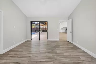 9362 Laurel Green Drive, Boynton Beach, FL 33437 - Photo 11
