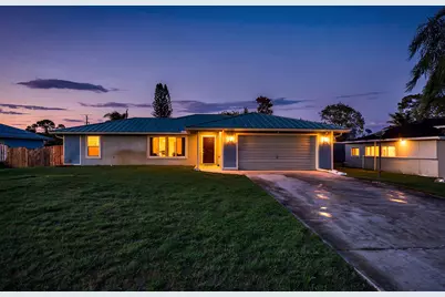 249 SE Todd Avenue, Port Saint Lucie, FL 34953 - Photo 1