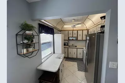 897 Flanders S #897, Delray Beach, FL 33484 - Photo 5