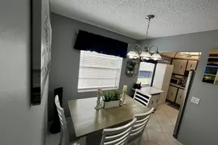 897 Flanders S, Delray Beach, FL 33484 - Photo 7