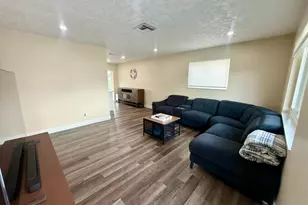 2712 NW 52nd Ct, Tamarac, FL 33309 - Photo 3