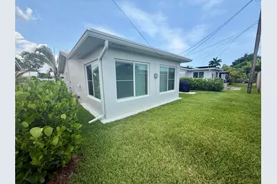 2712 NW 52nd Court, Tamarac, FL 33309 - Photo 15