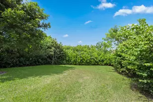801 Hibiscus Ave, Juno Beach, FL 33408 - Photo 25