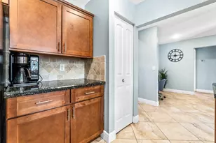 1352 Wyndcliff Dr, Wellington, FL 33414 - Photo 7