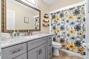 1352 Wyndcliff Dr, Wellington, FL 33414 - Photo 17