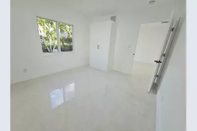 7304 Westwood Drive, Tamarac, FL 33321 - Photo 9