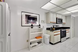 1915 Lavers Cir, Delray Beach, FL 33444 - Photo 13