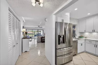 12871 Briarlake Drive #203, Palm Beach Gardens, FL 33418 - Photo 3