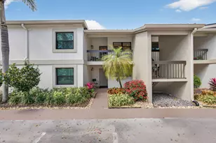 12871 Briarlake Dr, Palm Beach Gardens, FL 33418 - Photo 1