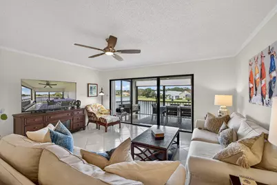 12871 Briarlake Drive #203, Palm Beach Gardens, FL 33418 - Photo 11