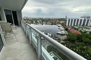 21055 Yacht Club Dr, Aventura, FL 33180 - Photo 19