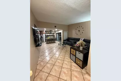 6636 NW 178th Terrace, Hialeah, FL 33015 - Photo 11