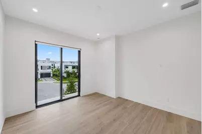 16702 Mosaic Place, Delray Beach, FL 33446 - Photo 29