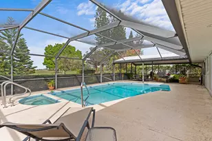 2802 SE Pine Valley St, Port Saint Lucie, FL 34952 - Photo 9