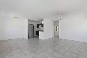 607 N 19th St, Fort Pierce, FL 34950 - Photo 7