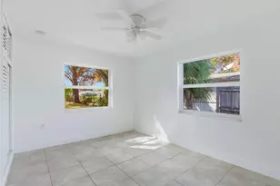 607 N 19th St, Fort Pierce, FL 34950 - Photo 25