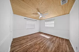 2927 Admiral St, Fort Pierce, FL 34982 - Photo 13