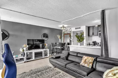 1423 Meadows Circle W, Boynton Beach, FL 33436 - Photo 15