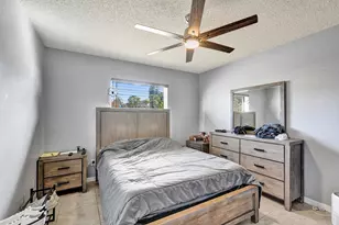 1020 SW Barbarosa Ave, Port Saint Lucie, FL 34953 - Photo 13