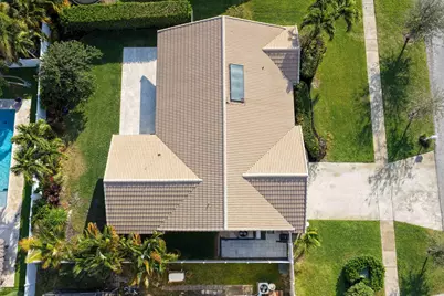 319 Sequoia Lane, Boca Raton, FL 33487 - Photo 37