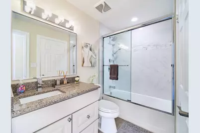 19218 Glenmoor Drive, West Palm Beach, FL 33409 - Photo 21