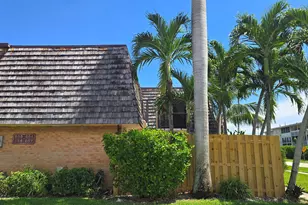 257 Lake Arbor Dr, Palm Springs, FL 33461 - Photo 3