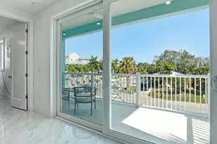 107 Desota St, Hutchinson Island, FL 34949 - Photo 37