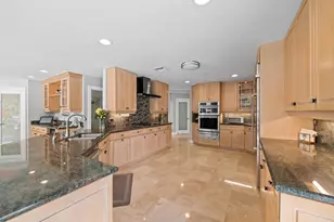 2600 NE 33rd St, Lighthouse Point, FL 33064 - Photo 17