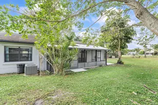 107 Conaskonk Cir, Royal Palm Beach, FL 33411 - Photo 43