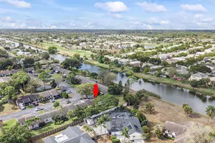 107 Conaskonk Cir, Royal Palm Beach, FL 33411 - Photo 11