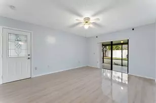 107 Conaskonk Cir, Royal Palm Beach, FL 33411 - Photo 19