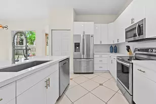 6657 Lurais Dr, Lake Worth, FL 33463 - Photo 5