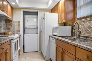 13334 Polo Club Rd, Wellington, FL 33414 - Photo 3