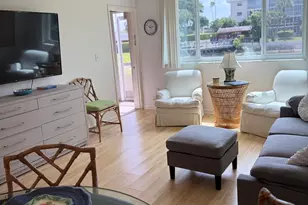 2616 N Gardens Dr, Lake Worth, FL 33461 - Photo 11