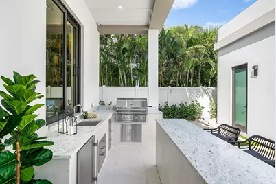 299 NE 7th Street, Boca Raton, FL 33432 - Photo 73