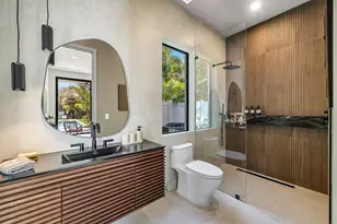 299 NE 7th St, Boca Raton, FL 33432 - Photo 33