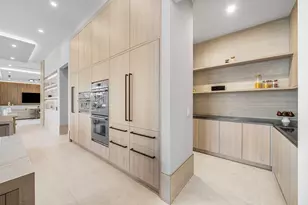 299 NE 7th St, Boca Raton, FL 33432 - Photo 21