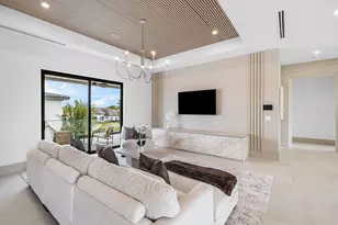 299 NE 7th St, Boca Raton, FL 33432 - Photo 41