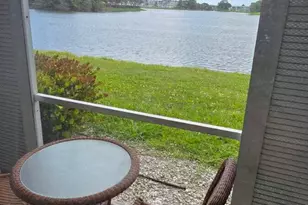 358 Chatham R, West Palm Beach, FL 33417 - Photo 19