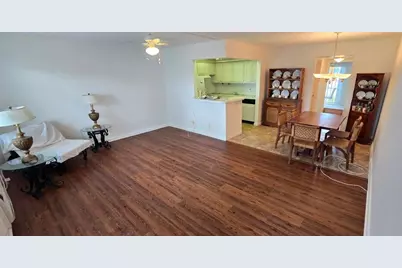 358 Chatham R, West Palm Beach, FL 33417 - Photo 5