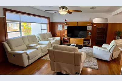 147 E 28th Street E, Riviera Beach, FL 33404 - Photo 3