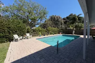 394 Evergreen Ave, Tequesta, FL 33469 - Photo 19